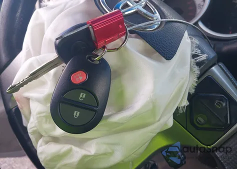 2014 Toyota Tacoma Base V6 z USA, uszkodzony, nr VIN 3TMLU4EN5EM149635